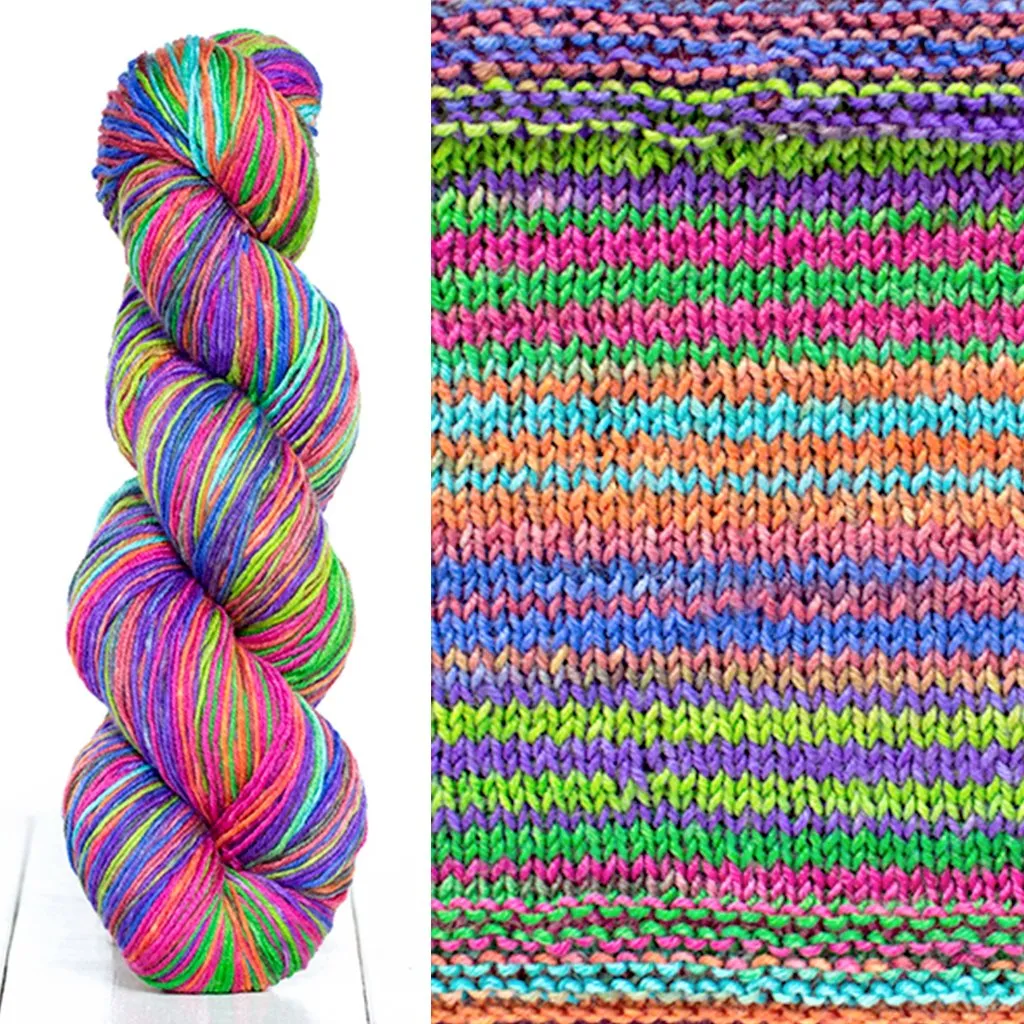 Chevron Scarf Kit in Uneek Fingering