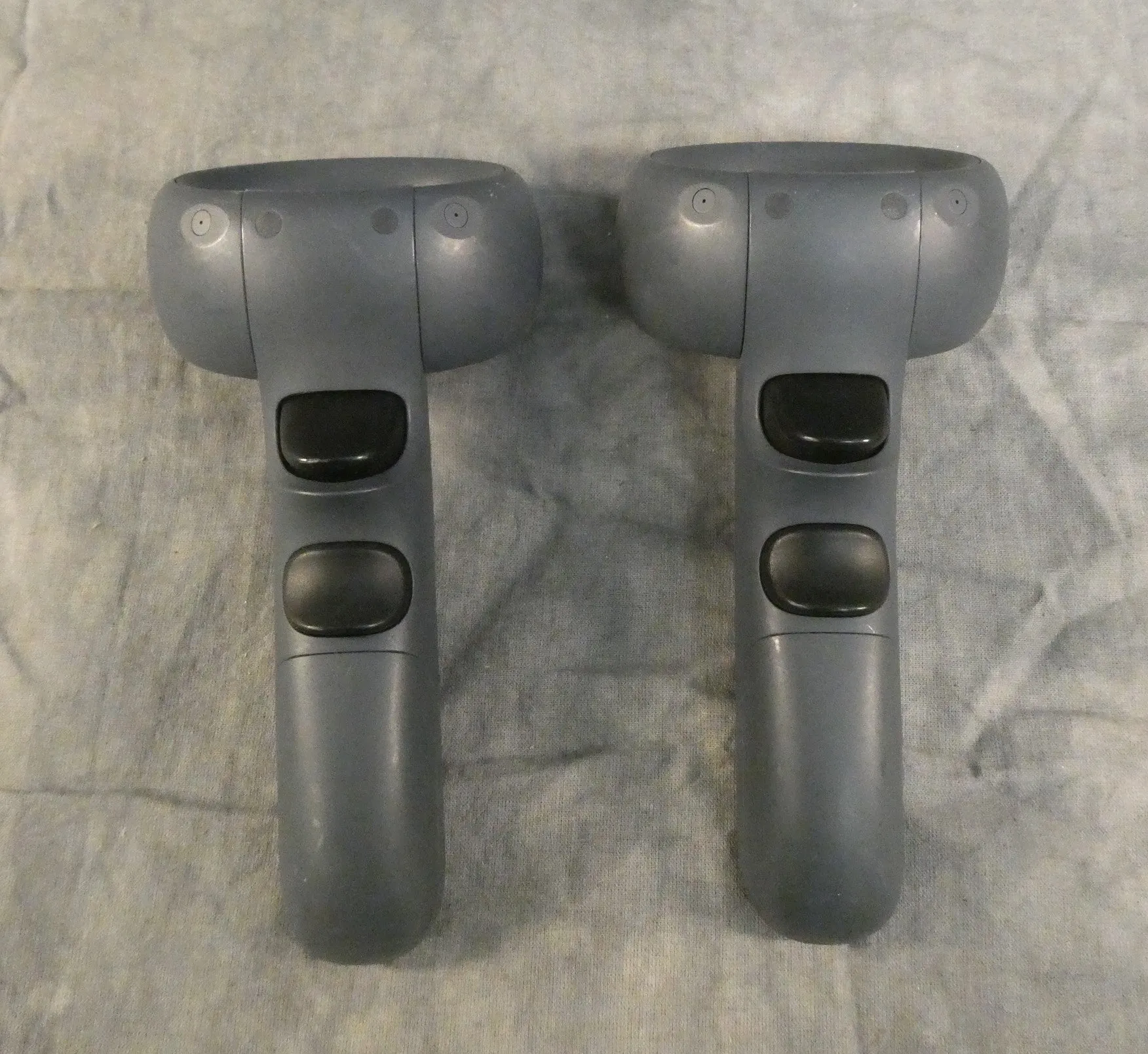 HTC Vive Focus Plus VR Headset Set
