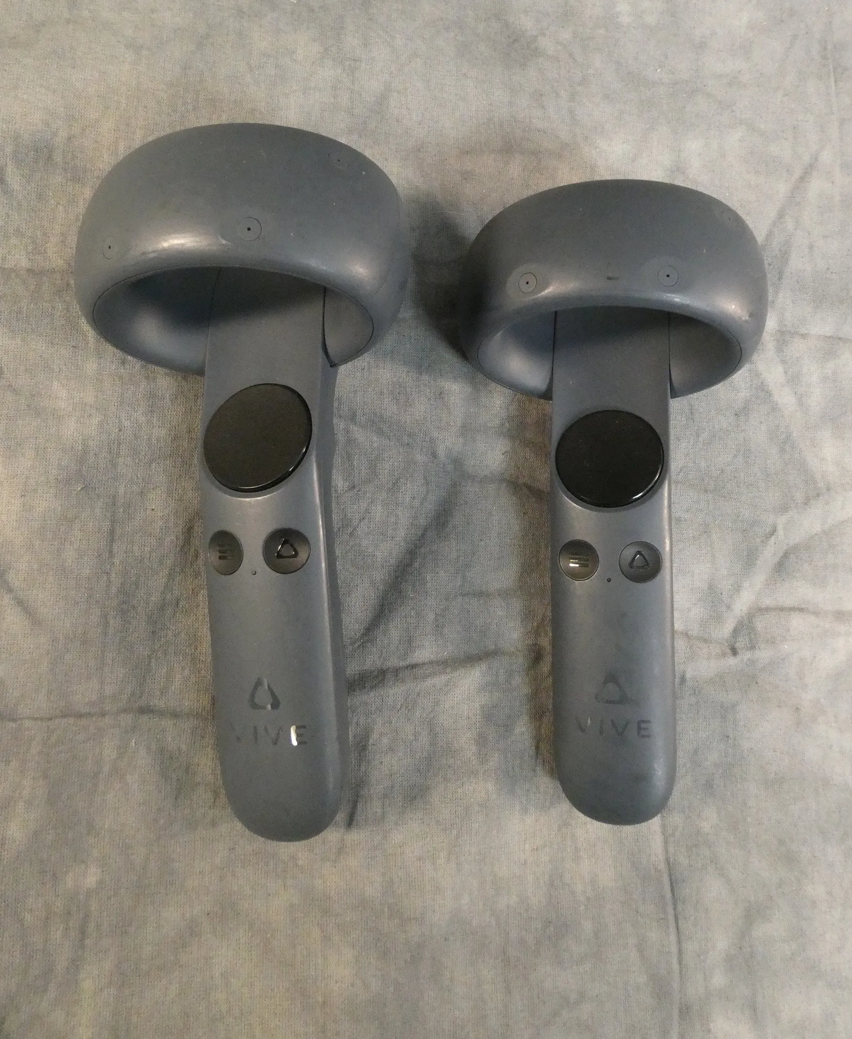 HTC Vive Focus Plus VR Headset Set