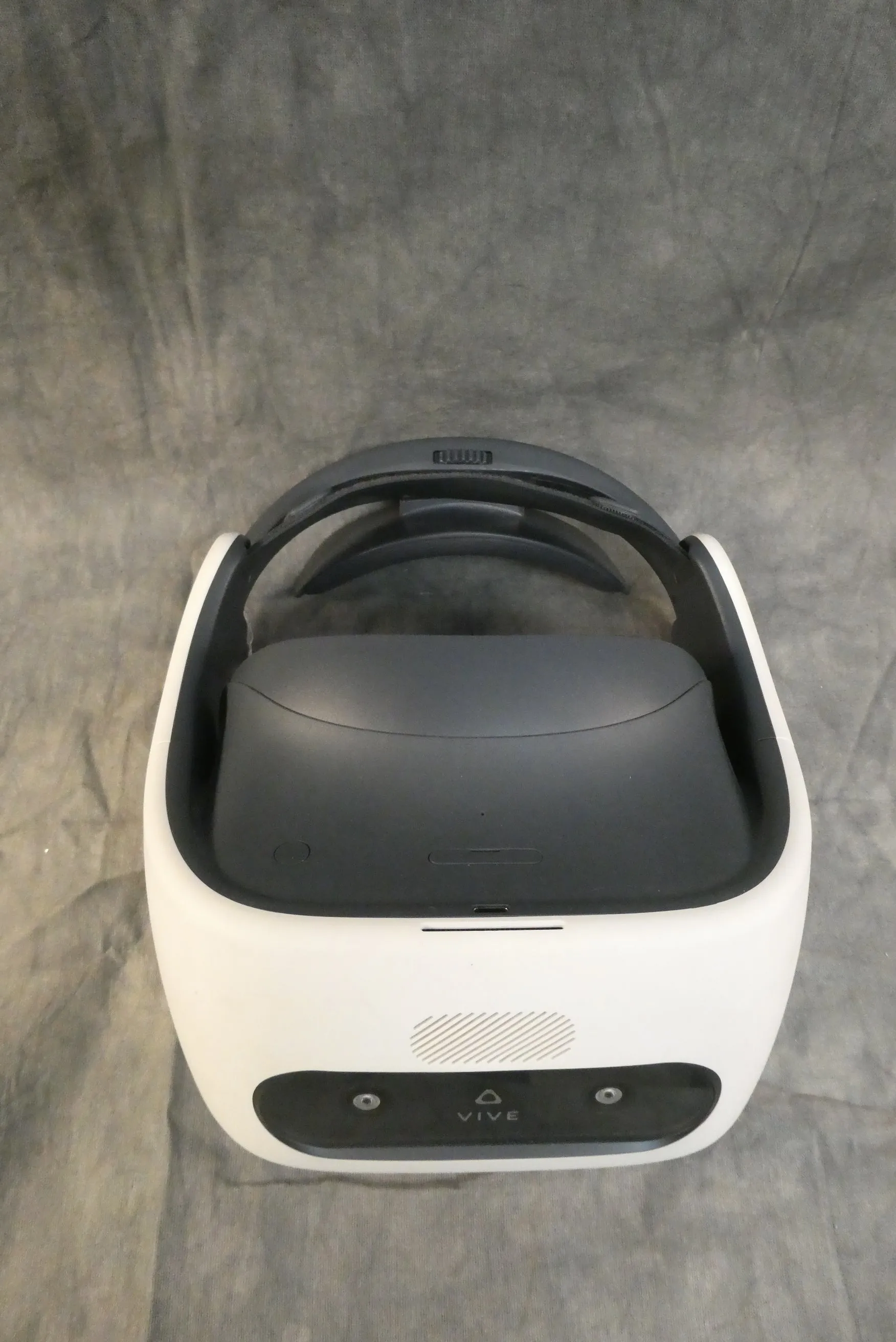 HTC Vive Focus Plus VR Headset Set